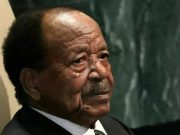 9 JUIN 2004 – 9 JUIN 2024 :Celà fait exactement 20 ans qu’une folle rumeur l’enterrait vivant. En cet anniversaire de ce mensonge savamment enchevêtré, l’homme-lion est toujours aux affaires. Et n’entend point lâcher du lest. Malgré le poids de l’âge et l’insulte du temps.