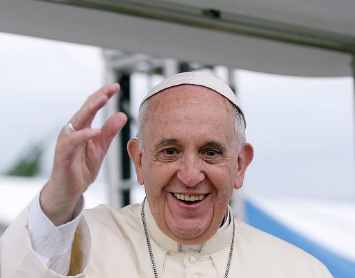 CRISE OUVERTE ENTRE LE CLERGÉ CATHOLIQUE ET DES CHEFS DE L’OUEST :L’élite traditionnelle des Grassfielf sort du bois et interpelle le Saint-siège à travers une abondante littérature.